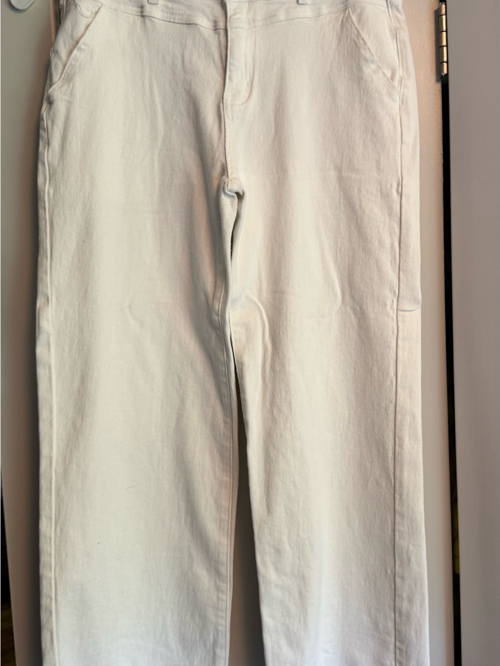 White Wide-Leg Ankle Length Women’s Jeans - Picture 2 of 7